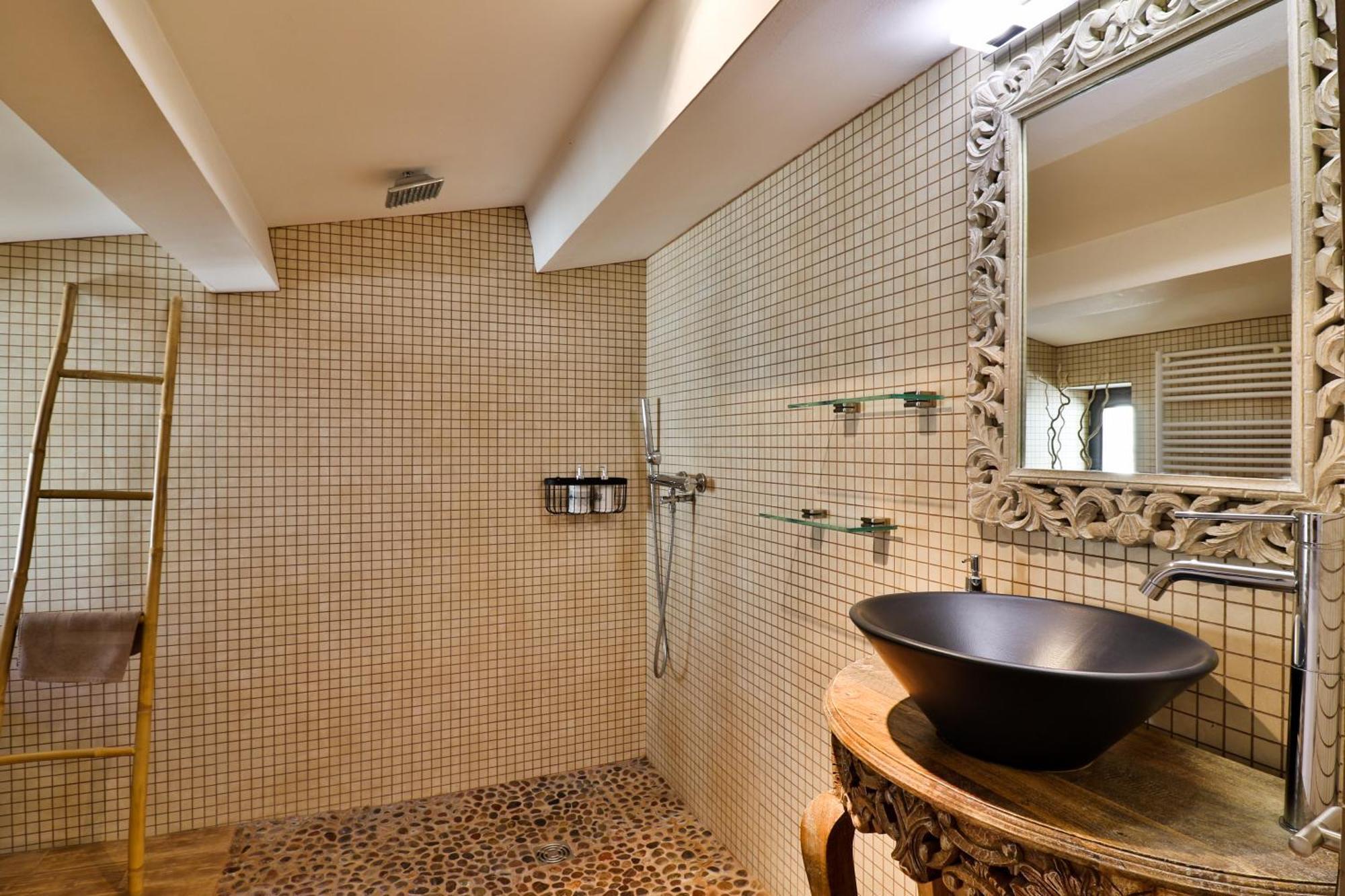 Temps Suspendu Provence Bed & Breakfast