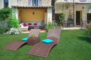 Bed & Breakfast Temps Suspendu Provence 2*