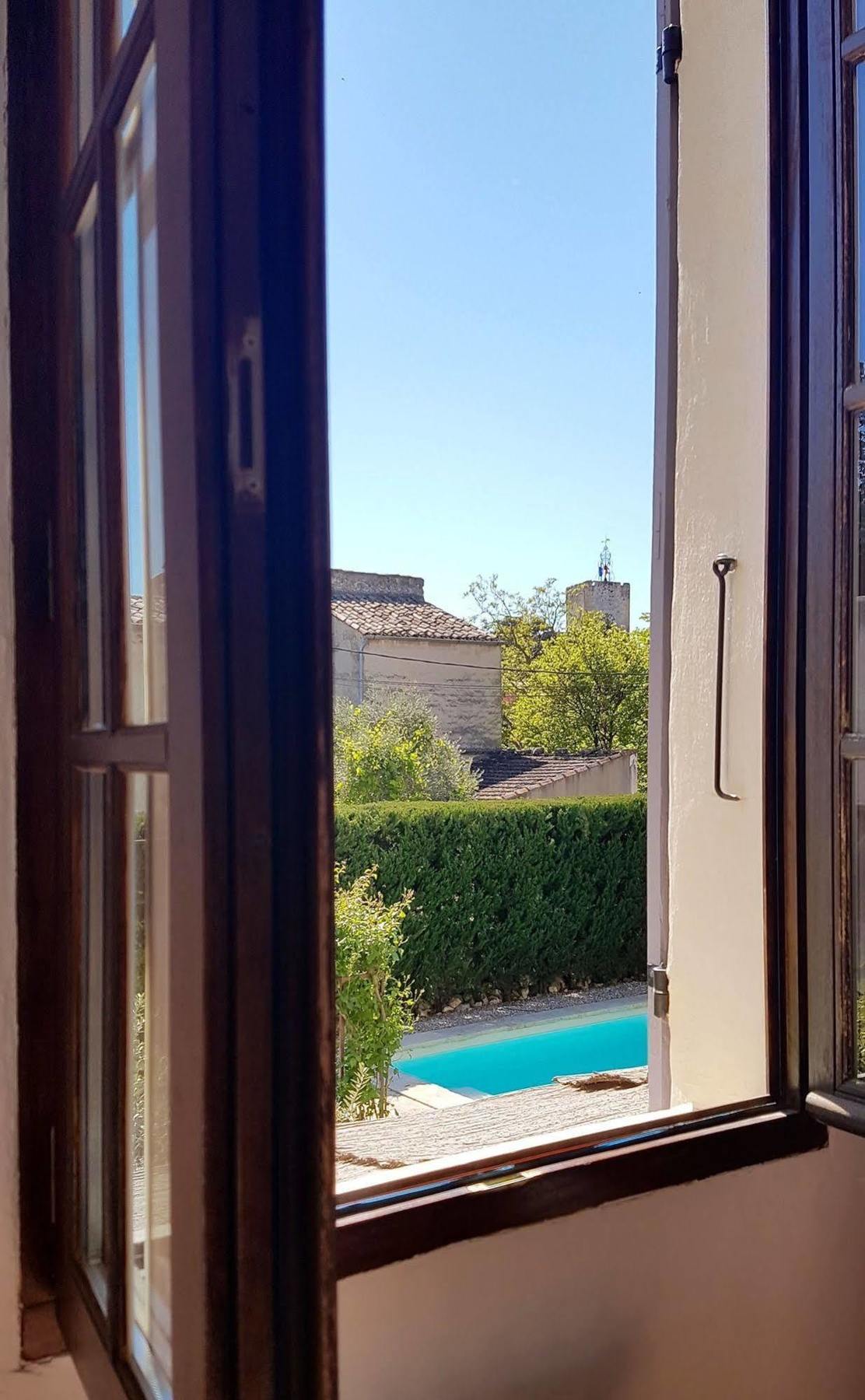 Temps Suspendu Provence Bed & Breakfast 2*