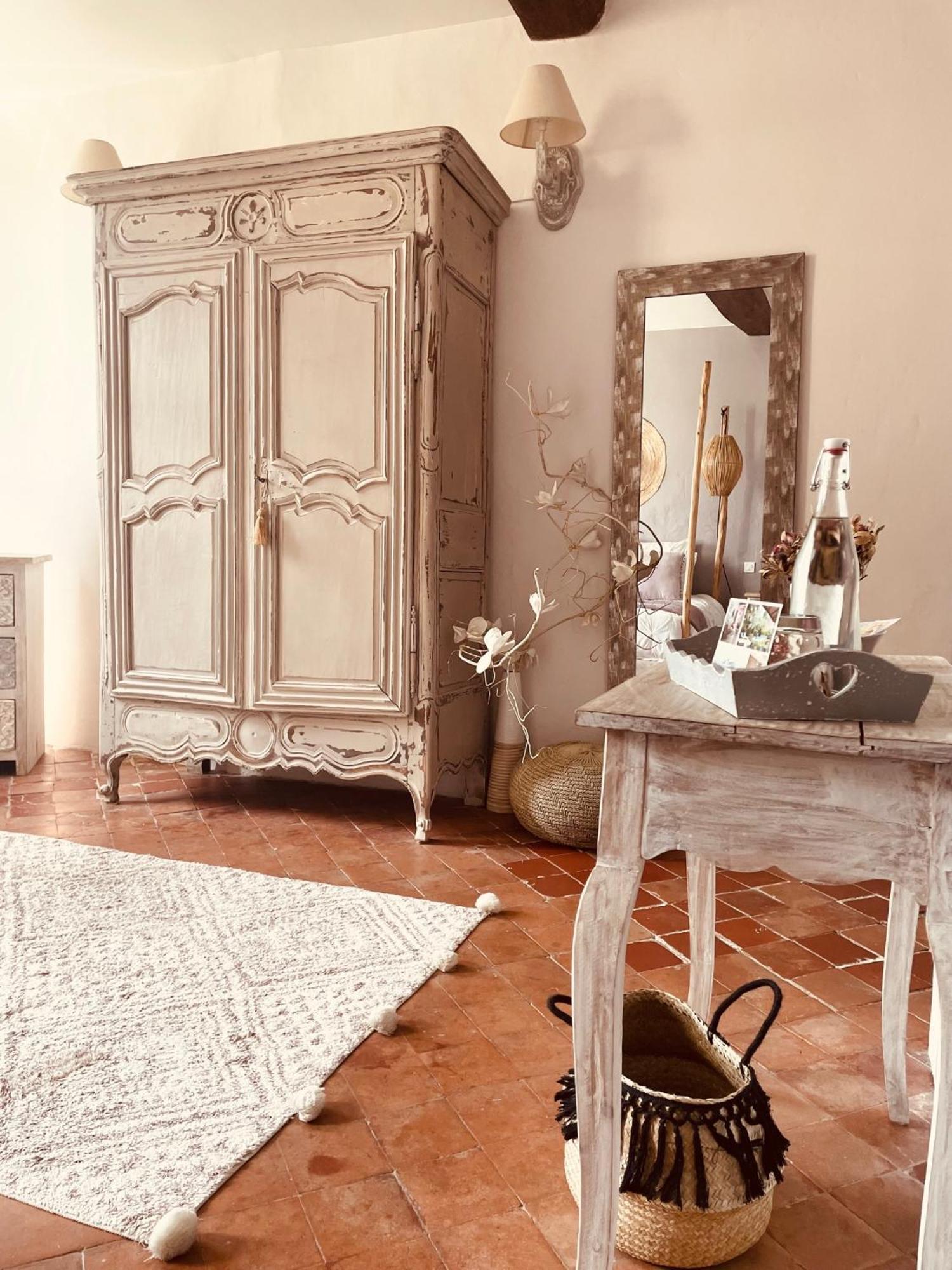 Temps Suspendu Provence Bed & Breakfast Pernes-les-Fontaines
